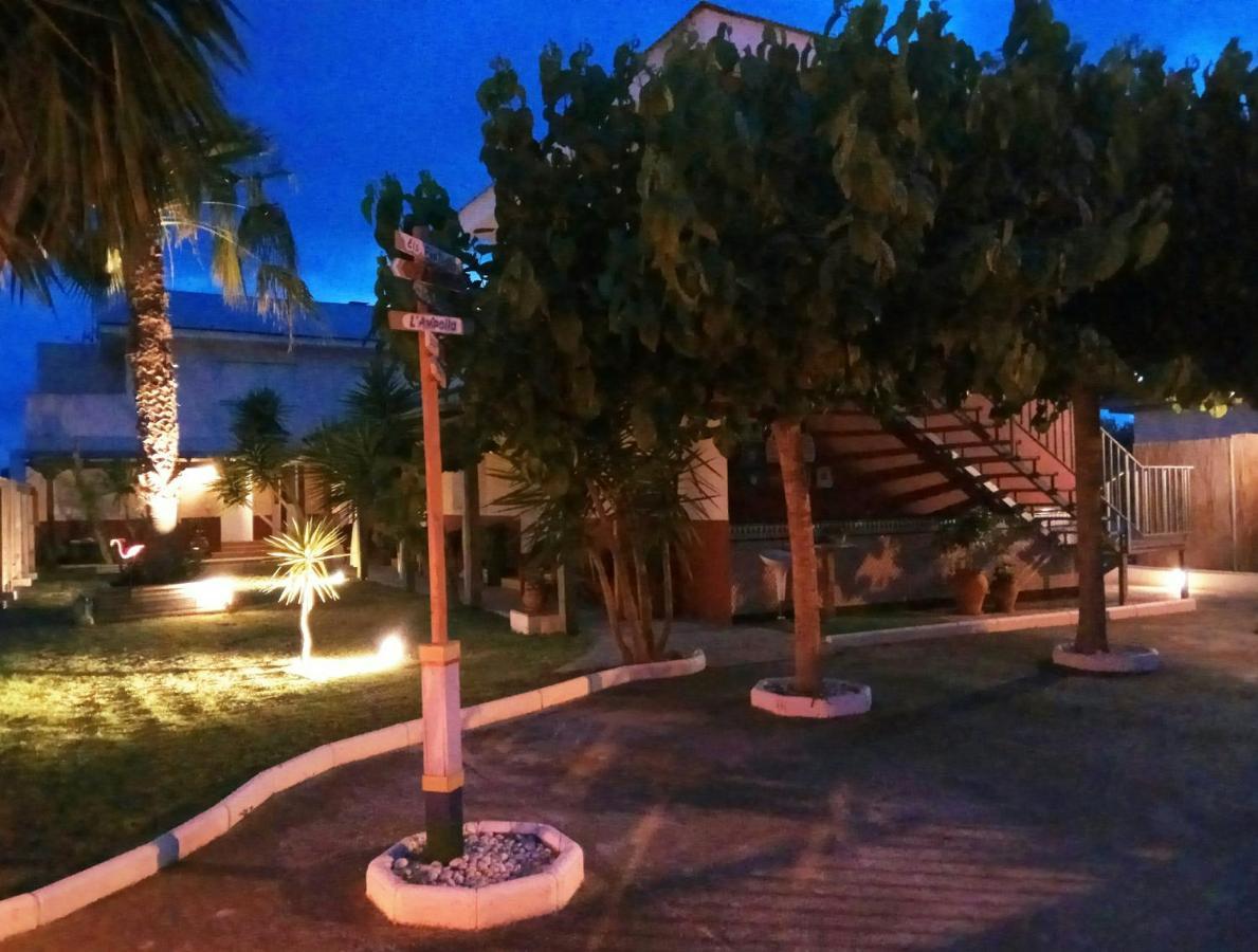 Casablanca El Petit Hotel Дельтебре Экстерьер фото